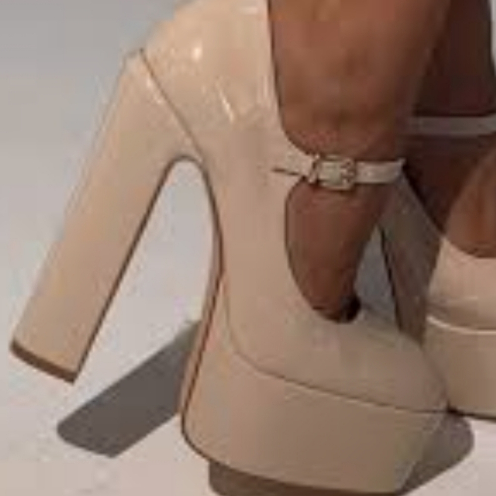 NEW JS SkyHi Heels - Picture 6 of 6